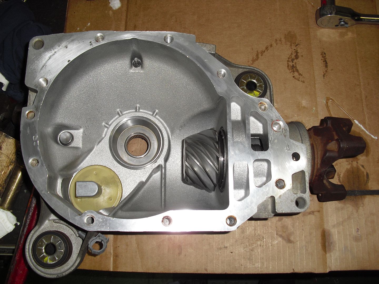Rebuilding a gm 8 25 ifs differential 56k beware pic heavy truck